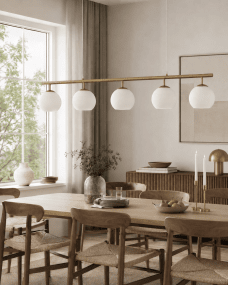 Globi 5 120cm Børstet messing/hvit Taklampe Fra Nordic Lighting - Globi 5 blir et dekorativt blikkfang som passer like godt i moderne hjem som i mer klassiske milj&oslash;er.