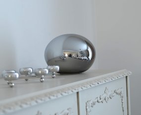Globus 18cm Røykfarget bordlampe Fra Aneta Lighting - 