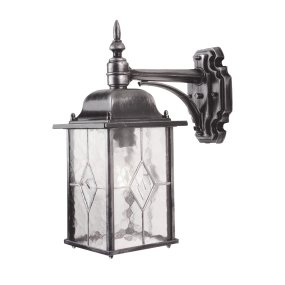 Wexford Sølv utendørslampe Fra Elstead Lighting - Wexford er en klassisk vegglampe for utendørs bruk, laget av aluminium med en elegant finish i mørk sølv og dekorative glasspartier med blyglassmønster.
