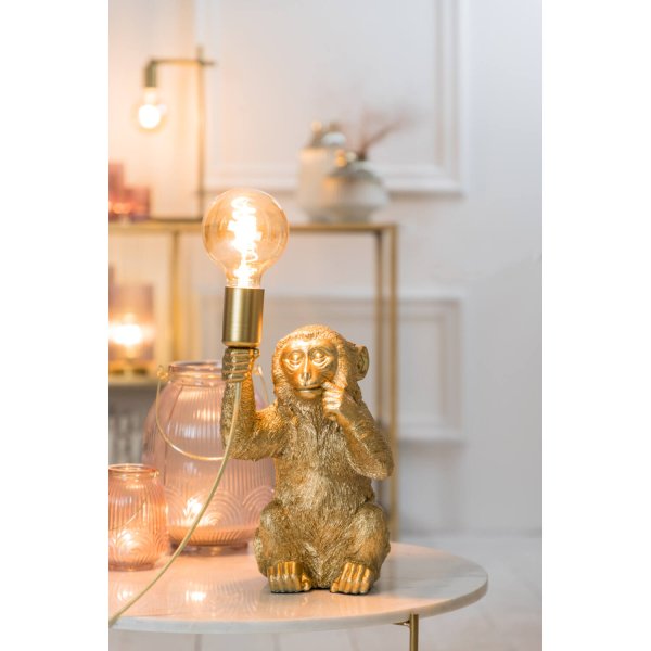 Monkey 34cm Gull bordlampe Fra Light & Living - Monkey er en leken lampe med karakter, la den lyse opp hjemmet ditt med sin unike og sjarmerende design!