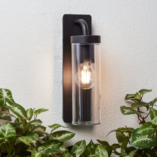 Aosta Matt svart utendørslampe Fra Brilliant - 