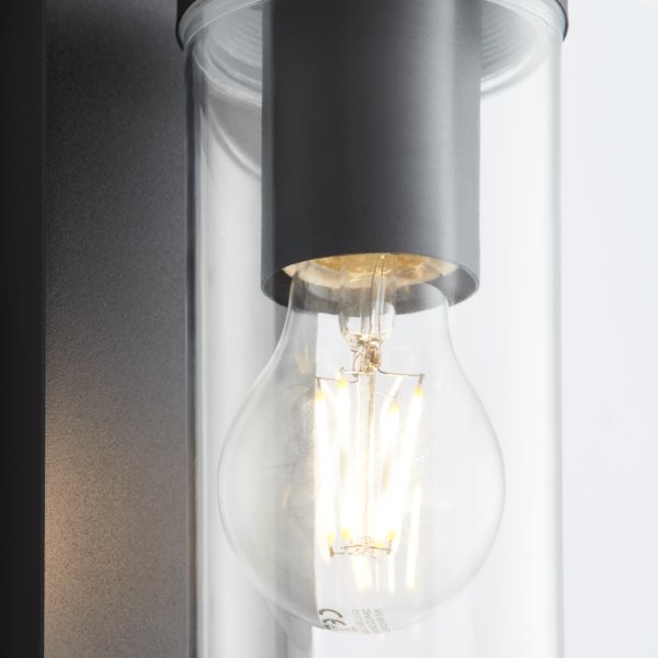 Aosta Matt svart utendørslampe Fra Brilliant - 