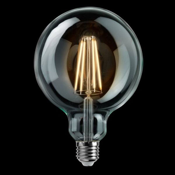 E27 7W 2200K 3-trinns dimbar Gjennomsiktig Fra Unison - Globe 125mm klar E27 lyskilde med en effekt p&aring; 7W og et varmt lys p&aring; 2200K er perfekt for &aring; skape en atmosf&aelig;risk og hyggelig atmosf&aelig;re.