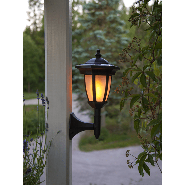 Flame Svart solcellelampe Fra Star Trading - 35cm, som gulvdekor eller stilys med 1 midtdel høyde 49cm med 2 midtdeler høyde 63cm.