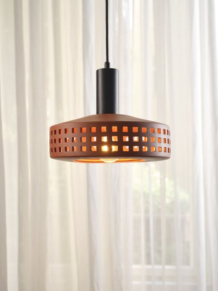 Zoom bilde av Clay Windows Ø26 Brun Taklampe Fra Osram - Clay Windows har en rustik design med sin sk&auml;rm gjord av lera i en r&ouml;dbrun f&auml;rg.