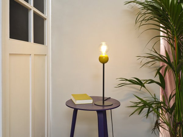 Bubble 40cm Gul bordlampe Fra Ledvance - Bubble bordlampe har et retrodesign med sin nydelige farge i gult.