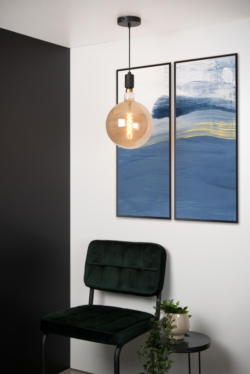 Jova Ø10 Svart Taklampe Fra Lucide - Unike produktegenskaperPasser for bruk med LED-lyskildeDenne lampen er justerbar i h&oslash;yLett &aring; koble til en dimmer (ekskl.
