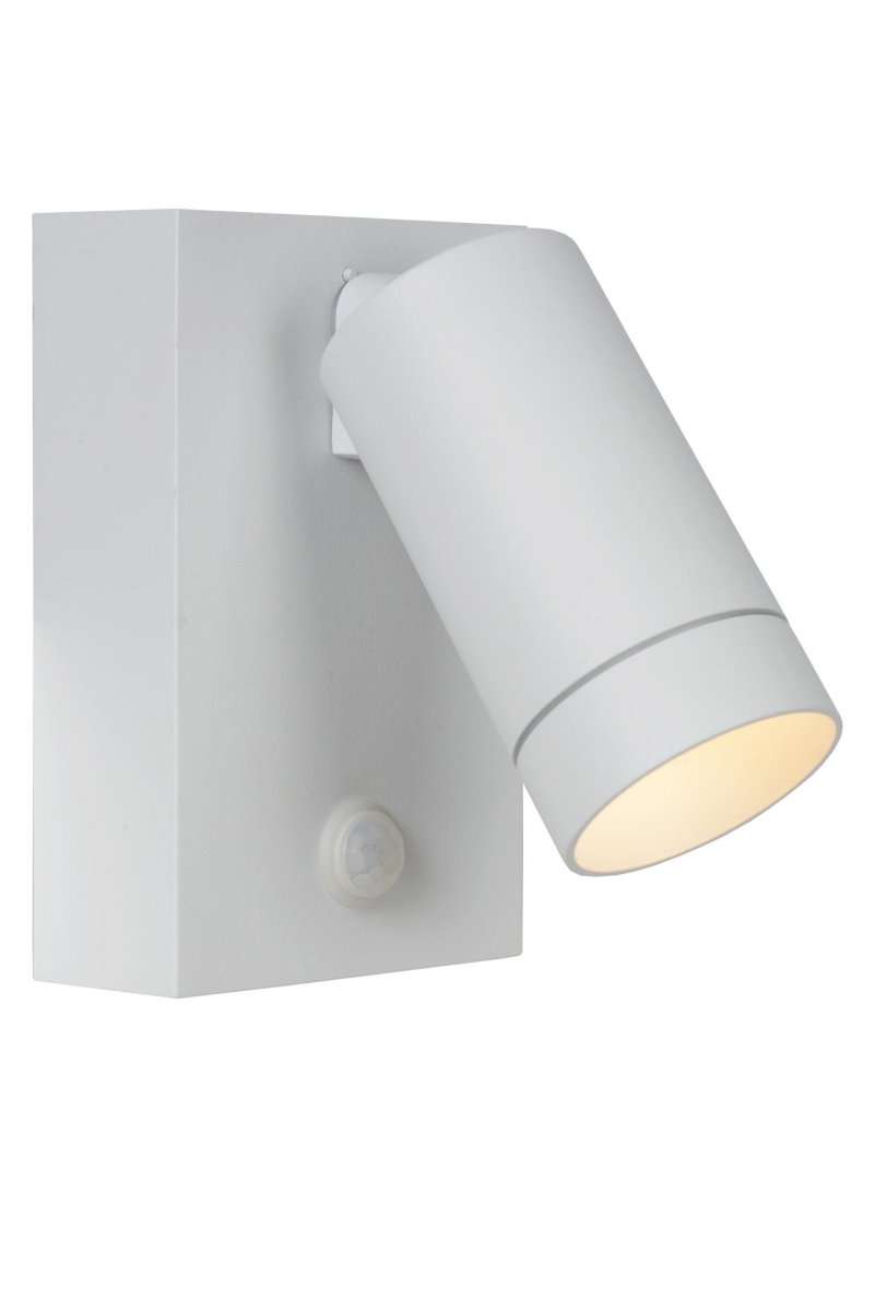 Taylor Hvit utendørslampe Fra Lucide - Unike produktegenskaper:Passer for bruk med LED-lyskildeDenne lampen er roterbar og vippbarMed bevegelsessensor og dag/nattsensorAluminum er ikke laget av høy kvalitet.