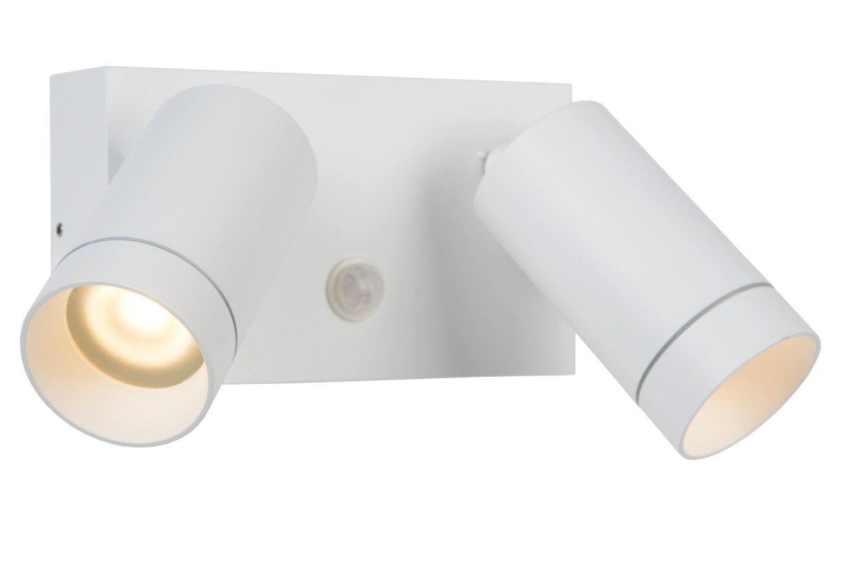 Taylor Hvit utendørslampe Fra Lucide - Unike produktegenskaper:Passer for bruk med LED-lyskildeDenne lampen er roterbar og vippbarMed bevegelsessensor og dag/nattsensorAluminum er ikke laget av høy kvalitet.