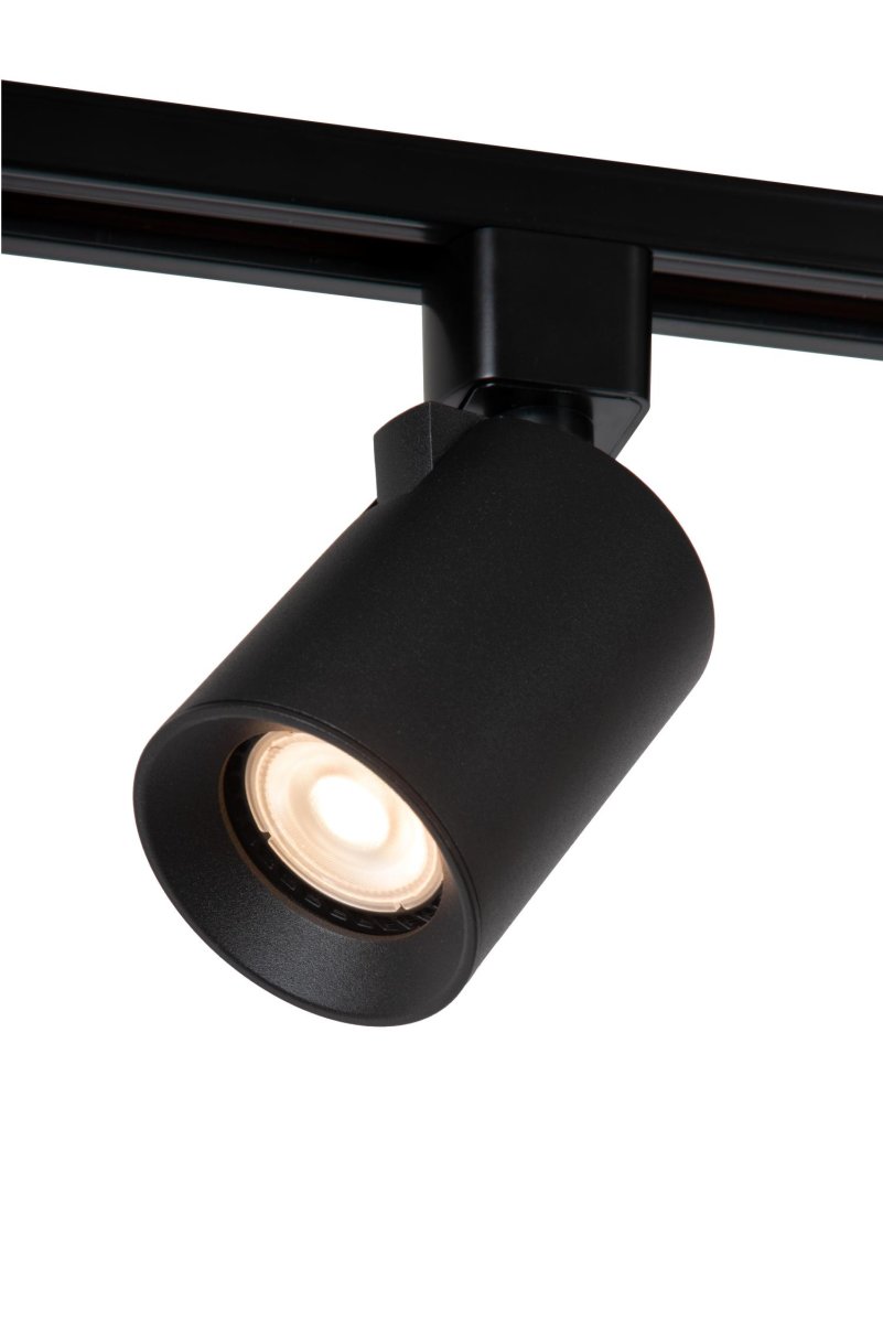 Spotlight Nigel GU10 Svart Fra Lucide - Med et enkelt og tidl&oslash;st design i sylindrisk form passer spotlighten perfekt inn i mange forskjellige interi&oslash;rer.