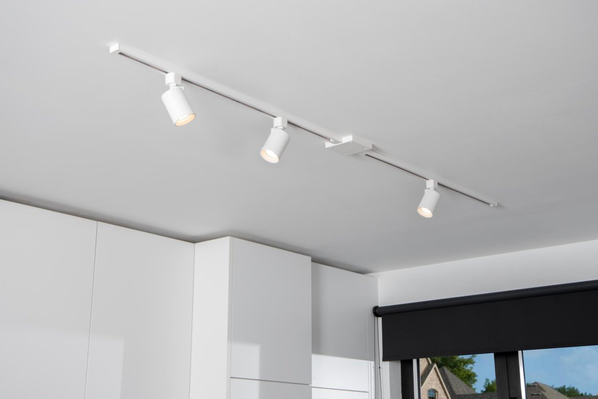 Spotlight Nigel GU10 Hvit Fra Lucide - Dette er Nigel, med sin enkle og tidløse design i en sylindrisk form, passer spotlighten perfekt inn i mange forskjellige interiører.