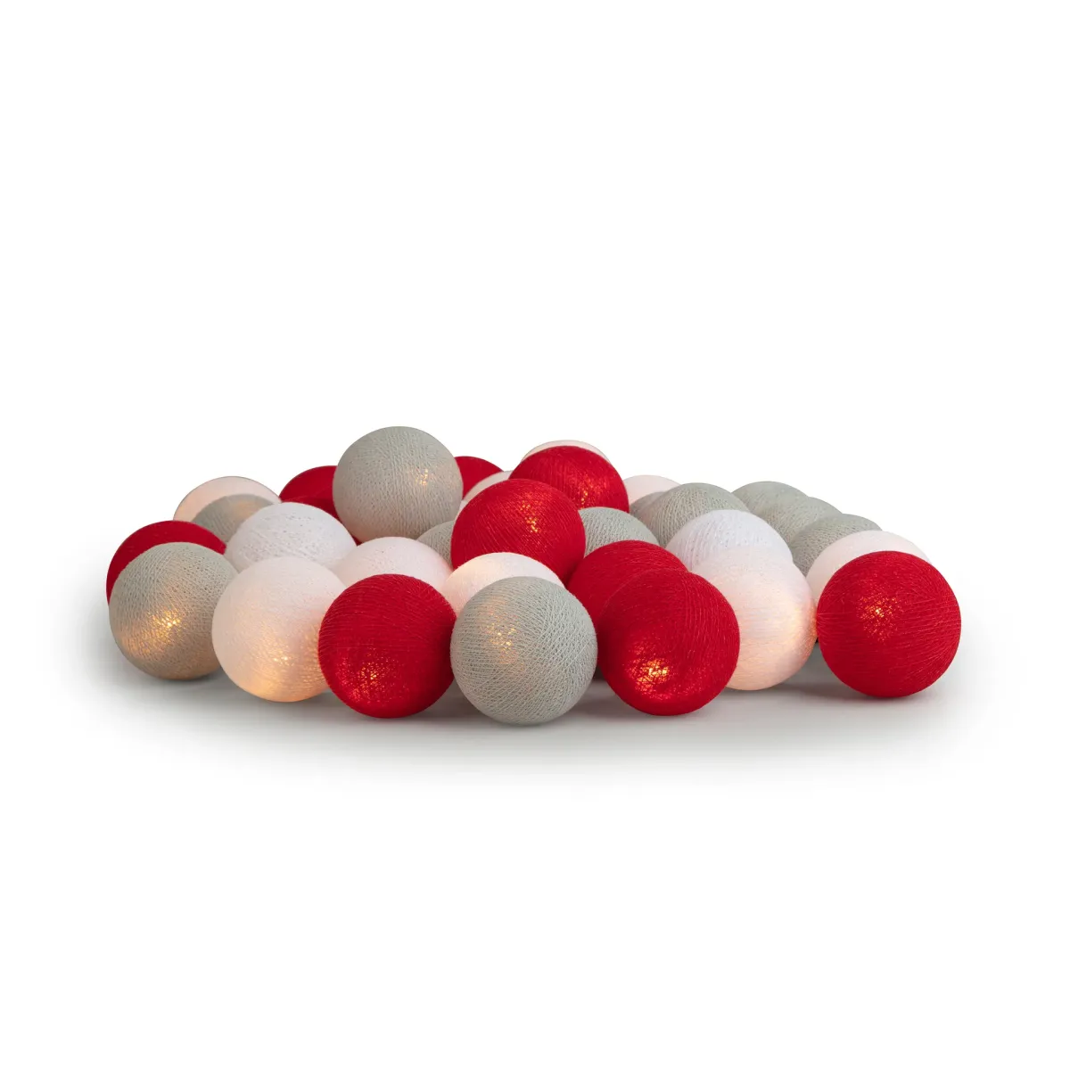 Irislights Noelle 35-lights RØD Fra Irislights - Produktet er h&aring;ndlaget, og variasjoner i farge, form og st&oslash;rrelse kan derfor forekomme.