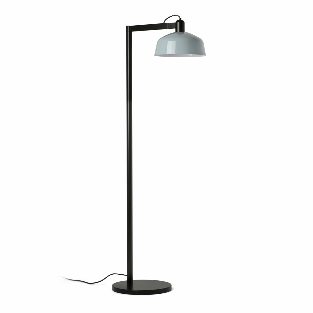 Tatawin Gråblå gulvlampe Fra Faro Barcelona - En lampe med en sterk identitet som kombinerer kulturelle former med moderne design &ndash; perfekt som et stilig aksent i b&aring;de private og offentlige milj&oslash;er.