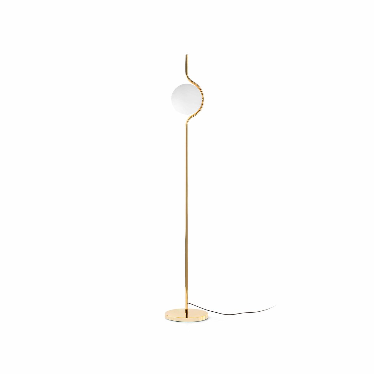 Le Vita Gull gulvlampe Fra Faro Barcelona - Le Vita er en designserie fra Nahtrang som kjennetegnes av sin elegante enkelhet.