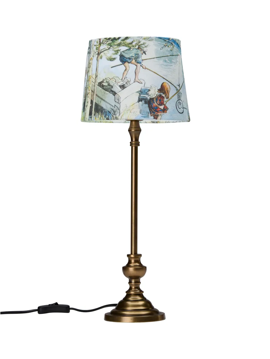 Andrea 53cm Beige bordlampe Fra PR Home - Andrea bordlampe sammen med lampeskjermen Kr&aumlftfangst skaper et elegant utseende og blir blikkfanget i rommet.