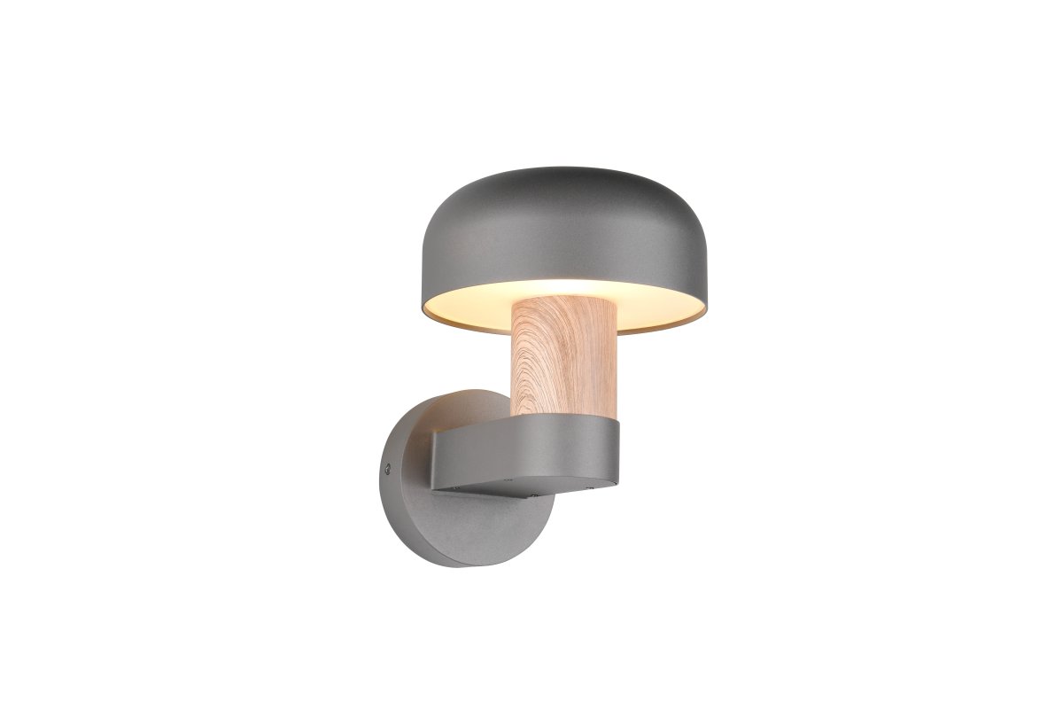 Fraser 24cm Imitasjon av tre utendørslampe Fra Trio Lighting - Fraser er laget av støpt aluminium og kombinerer moderne minimalisme med naturlige detaljer.