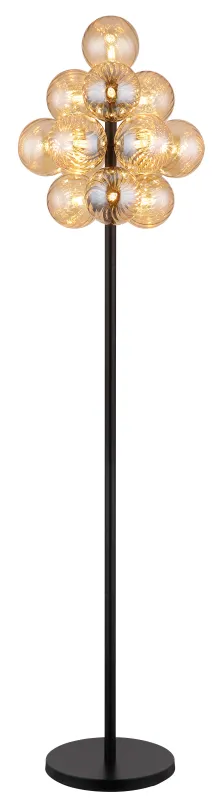 Conor Rav gulvlampe Fra Globo Lighting - Den stilrena kombinationen av metall och glas skapar en sofistikerad och trendig look som passar perfekt i b&aring;de moderna och klassiska interi&ouml;rer.
