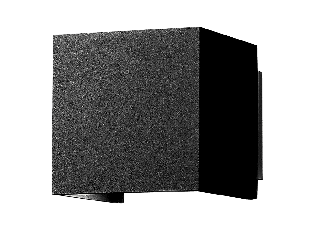 Illusion Box Svart utendørslampe Fra Westal - Egnet for både innendørs og utendørs bruk (IP54-klassifisert) og passer perfekt i både private og offentlige miljøer.
