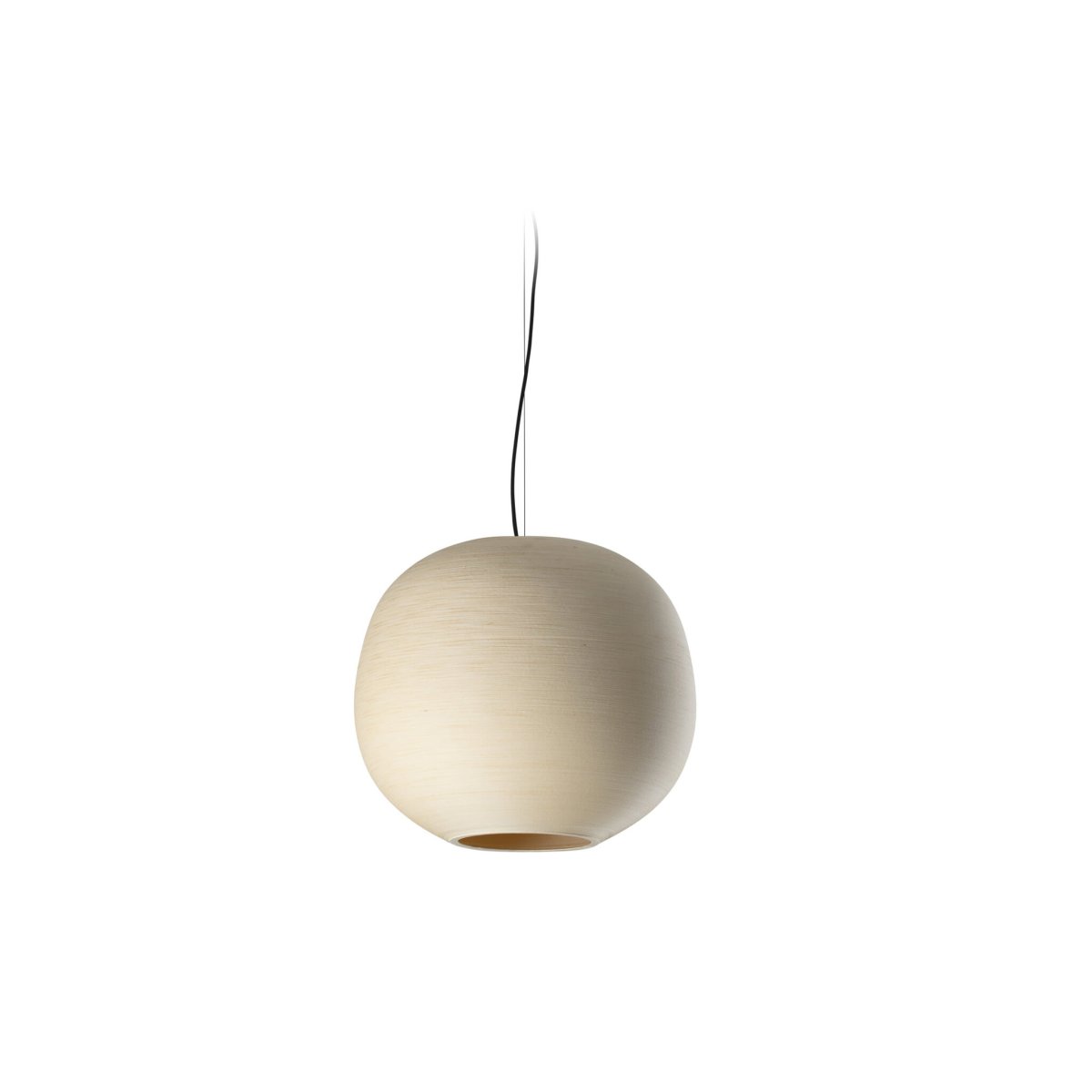 Tierra Ø50 Beige Taklampe Fra Faro Barcelona - Skjermen er laget av PLA og resirkulert furucellulose, noe som gir en levende tekstur med en h&aring;ndlaget f&oslash;lelse.