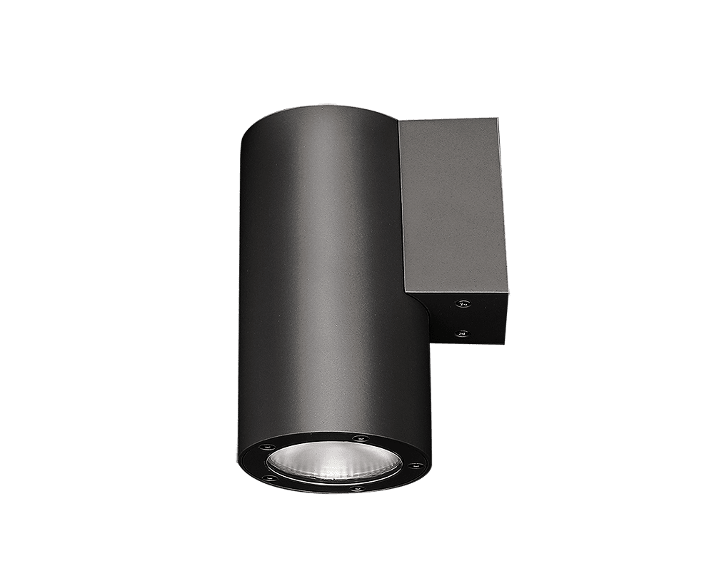 Magnum I Svart utendørslampe Fra Westal - Med en IP65-klassifisering er den utmerket for utendørs bruk, men er også egnet for innendørs bruk i både private og offentlige miljøer.