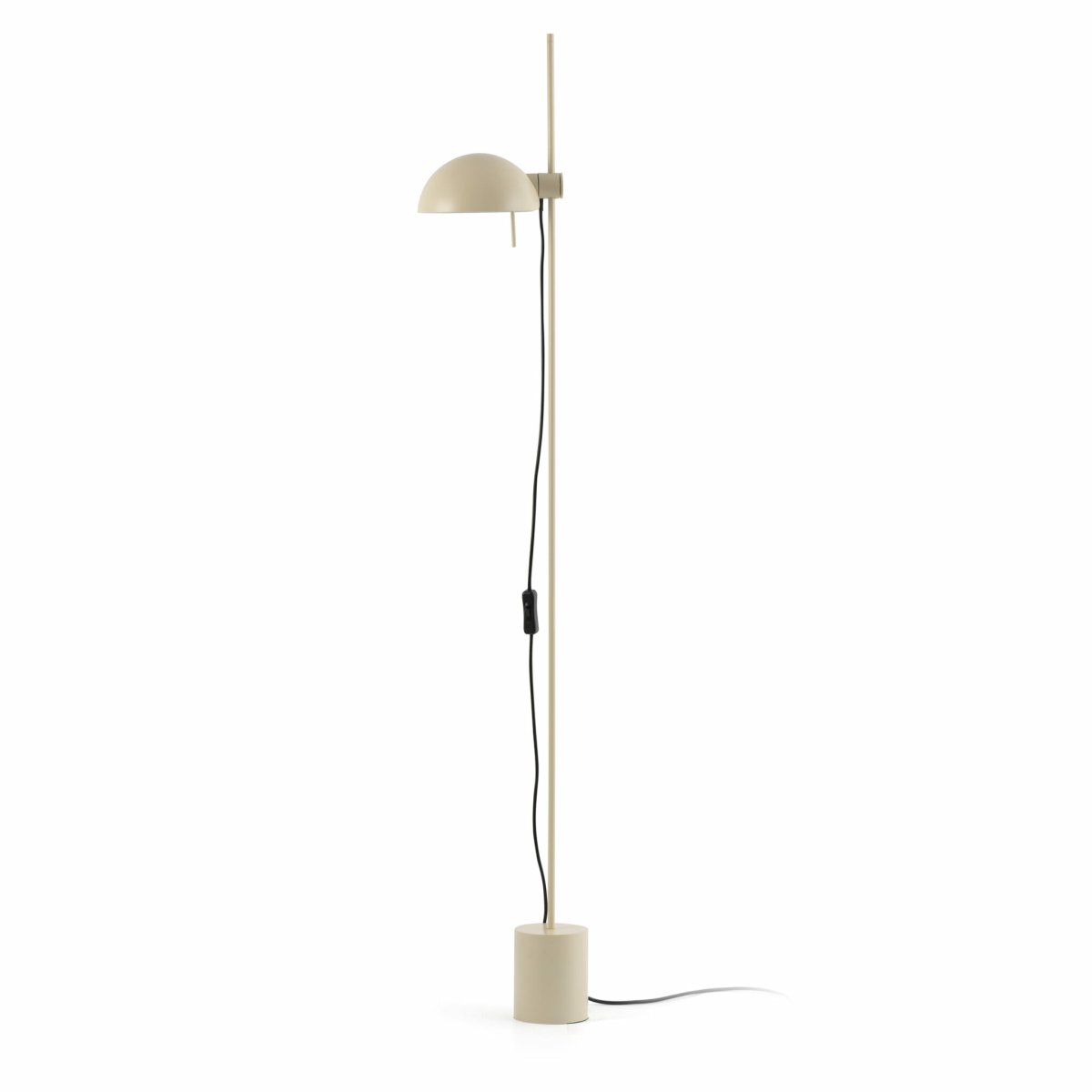 Matilda Beige gulvlampe Fra Faro Barcelona - Matilda er en beige gulvlampe i et stilig, geometrisk design som passer inn i alle typer interi&oslash;r.