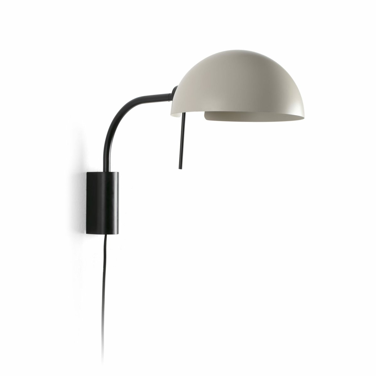 Dominica 50cm Beige vegglampe Fra Faro Barcelona - Inspirert av den estetiske bevegelsen i Chicago mellom 1900 og 1940, utstr&aring;ler den b&aring;de autentisitet og eleganse.