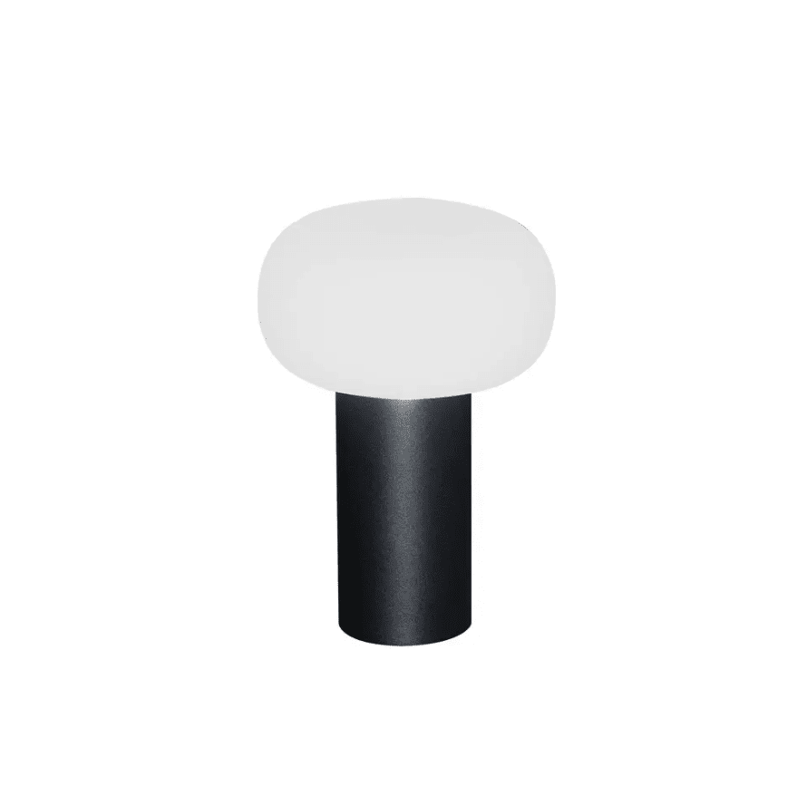 Antibes 20cm Svart bærbar Fra Konstsmide - Antibes er en moderne oppladbar bordlampe for utendørs bruk med mange funksjoner.