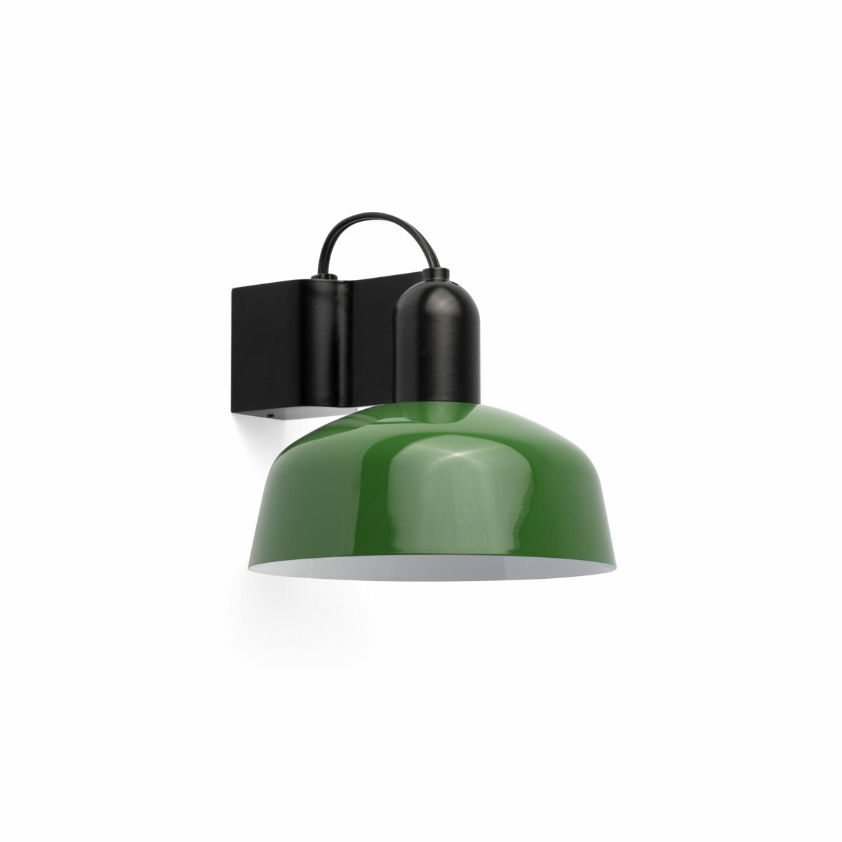 Tatawin Ø18 Grønn vegglampe Fra Faro Barcelona - Tatawin er en vegglampe med svart struktur og en gr&oslash;nn metallskjerm som gir et fokusert lys.