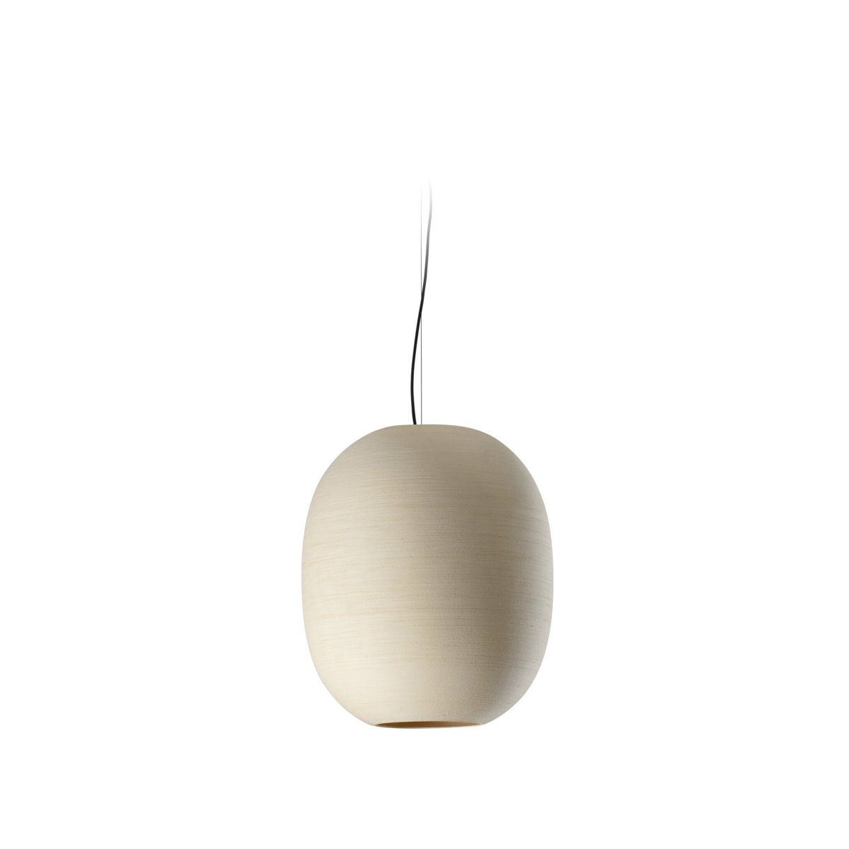 Tierra Ø47 Beige Taklampe Fra Faro Barcelona - Tierra 470 er en pendellampe designet av H&eacute;ctor Serrano, laget med 3D-printet PLA og resirkulert furucellulose &ndash; et bioplastmateriale med en unik, uregelmessig tekstur.
