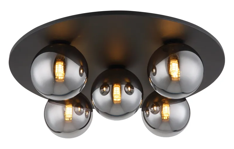 Riha Ø50 Røykfarget plafond Fra Globo Lighting - Den mattsvarta metallen i kombination med 5st r&ouml;kf&auml;rgade glas ger ett sofistikerat uttryck och passar perfekt in i olika inredningsstilar.