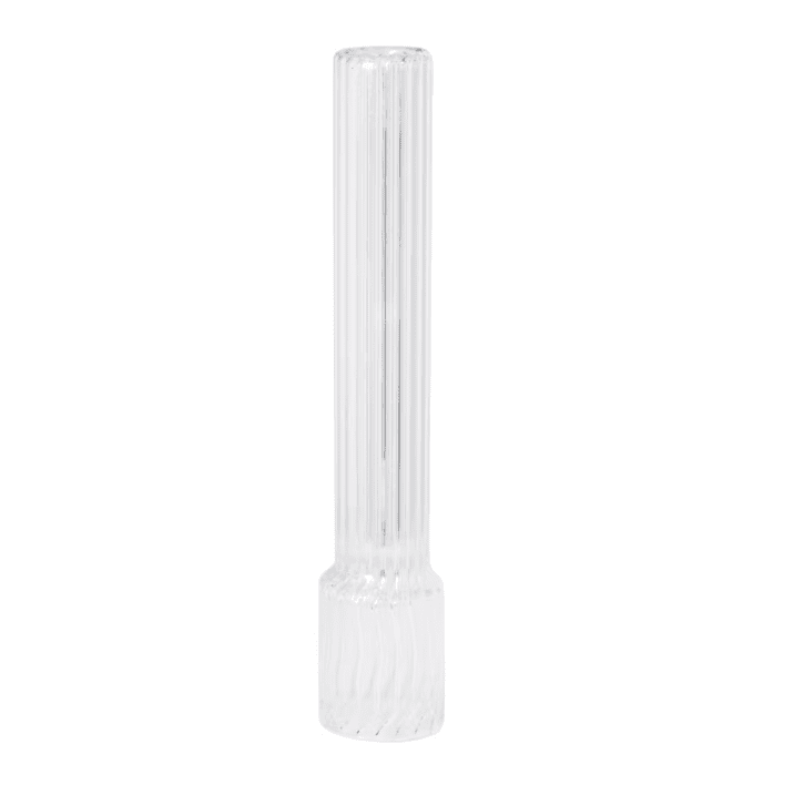 Lamp Chimney Gjennomsiktig Fra Strömshaga - Brennerr&oslash;ret m&aring;ler omtrent 40-42 mm i diameter, dimensjonene kan variere, men uansett passer det til Str&oslash;mshagas parafinlamper i seriene Rak Stor, Majken Stor og Majken Mellan, Linn&eacute; Stor og Elisabeth Kvadrat.