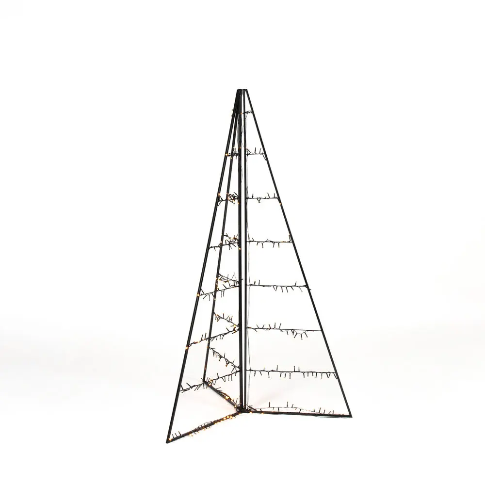 Metalldekorasjon Pyramide 150cm Svart Fra Konstsmide - Med 279 varme ravfargede LED-lys sprer den en elegant gl&oslash;d og skaper en magisk atmosf&aelig;re.