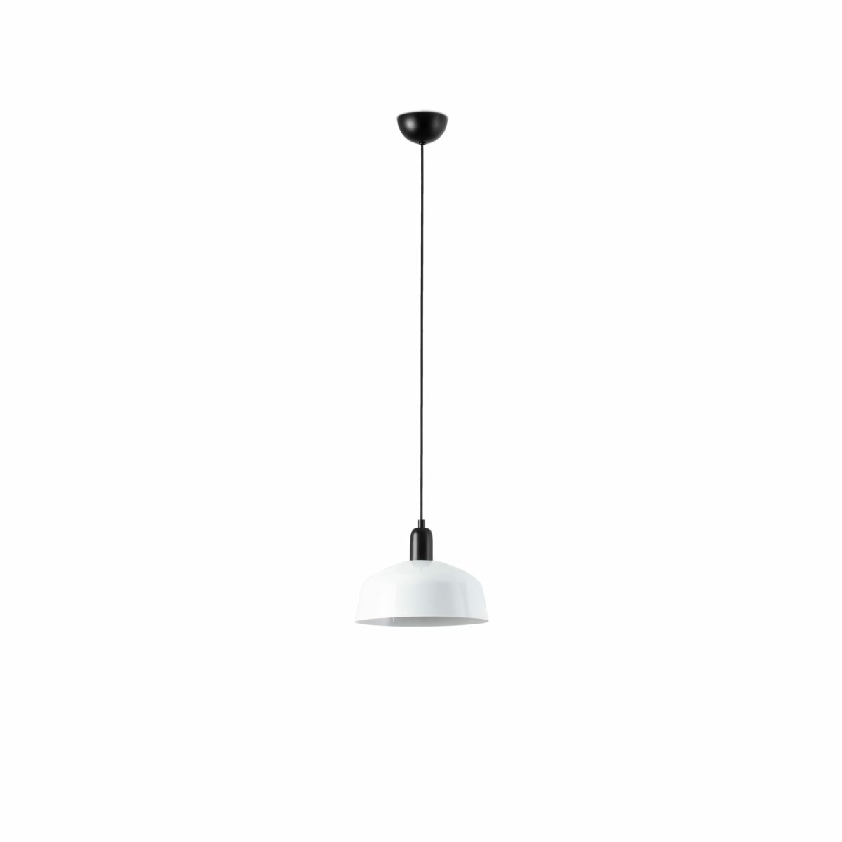 Tatawin Ø25 Hvit Taklampe Fra Faro Barcelona - Tatawin er en taklampe med svart struktur og en hvit metallskjerm som sprer et rettet, atmosf&aelig;risk lys.