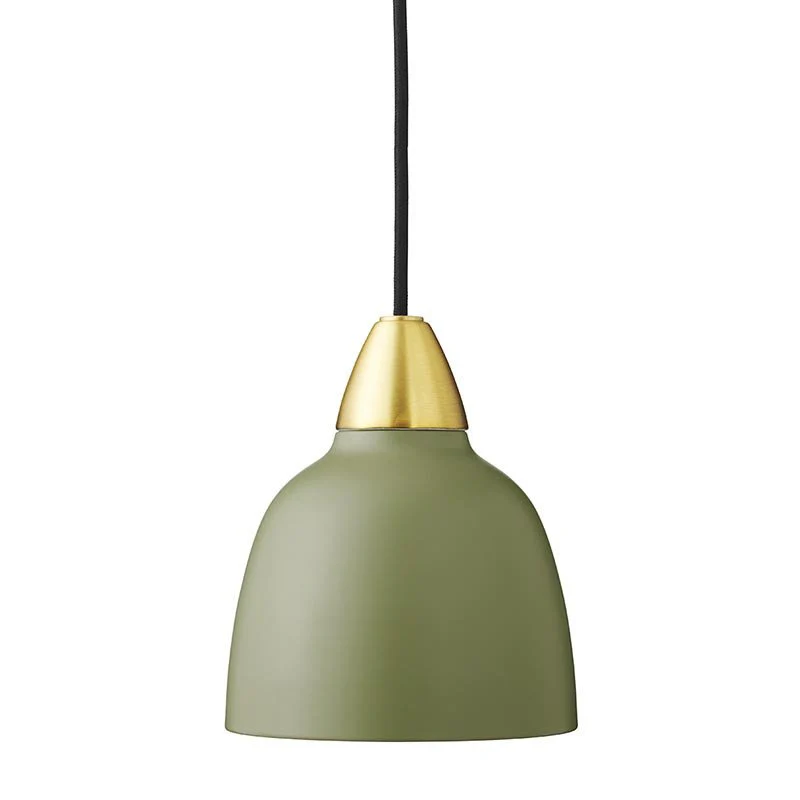Urban Mini Ø15 Grønn Taklampe Fra Superliving - Til tross for sin mindre størrelse, leverer Urban Mini en imponerende lysspredning og fungerer like godt over kjøkkenbenken som i en koselig salong.