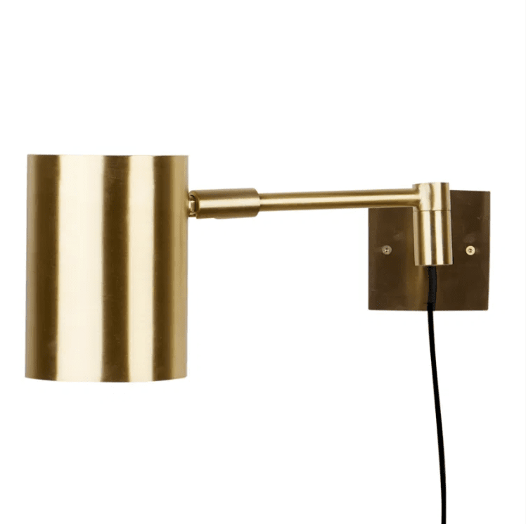 Hali Matt messing leselampe Fra H. Skjalm P - Enkel og elegant lampe som passer perfekt til kontoret, hallen eller som leselampe på soverommet eller ved sofaen.