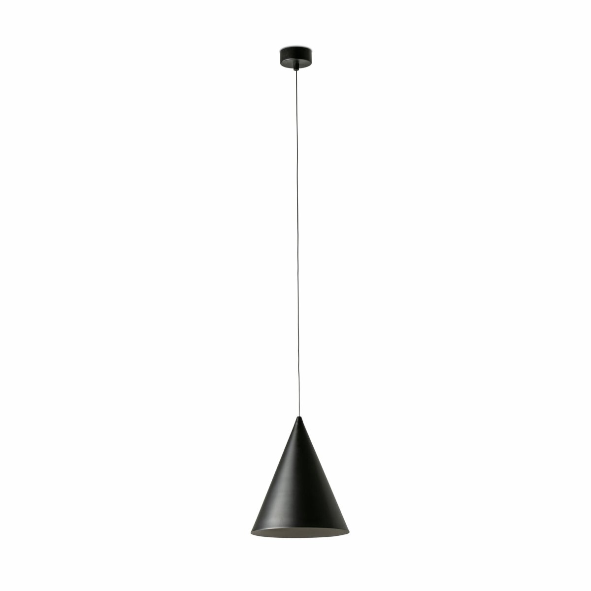 Lina Ø24 Svart Taklampe Fra Faro Barcelona - Det stilige designet passer perfekt i milj&oslash;er der du &oslash;nsker sofistikert, men diskret belysning &ndash; ideelt over bord, kj&oslash;kken eller i moderne loungemilj&oslash;er.