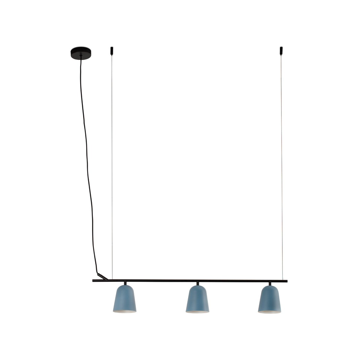Studio 92cm Blå Taklampe Fra Faro Barcelona - Studio er en stilig pendellampe designet av Nahtrang, inspirert av det tidl&oslash;se designspr&aring;ket fra 1950-tallet i en moderne tolkning.