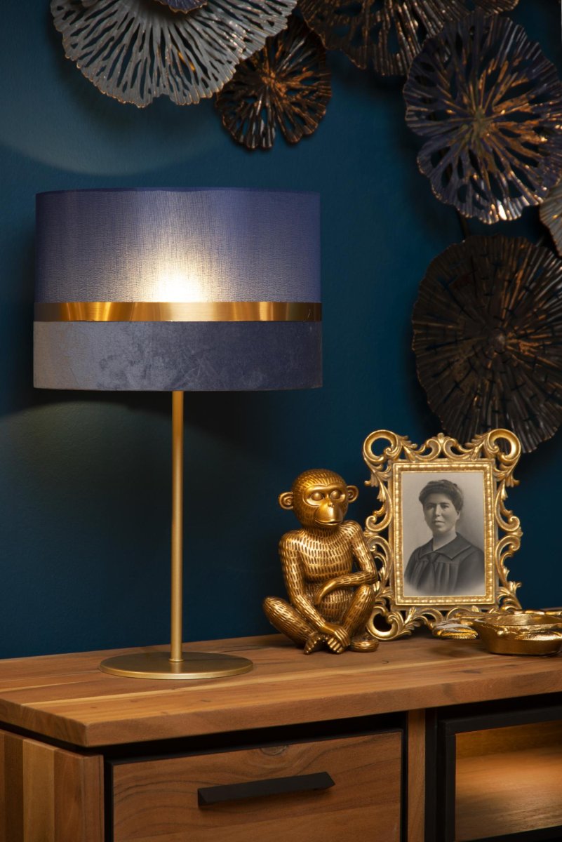 Extravaganza Tusse 50cm Blå bordlampe Fra Lucide - En dose retro, kombinert med boudoir og et snev av eleganse &ndash; det er bordlampen Extravaganza Tusse.