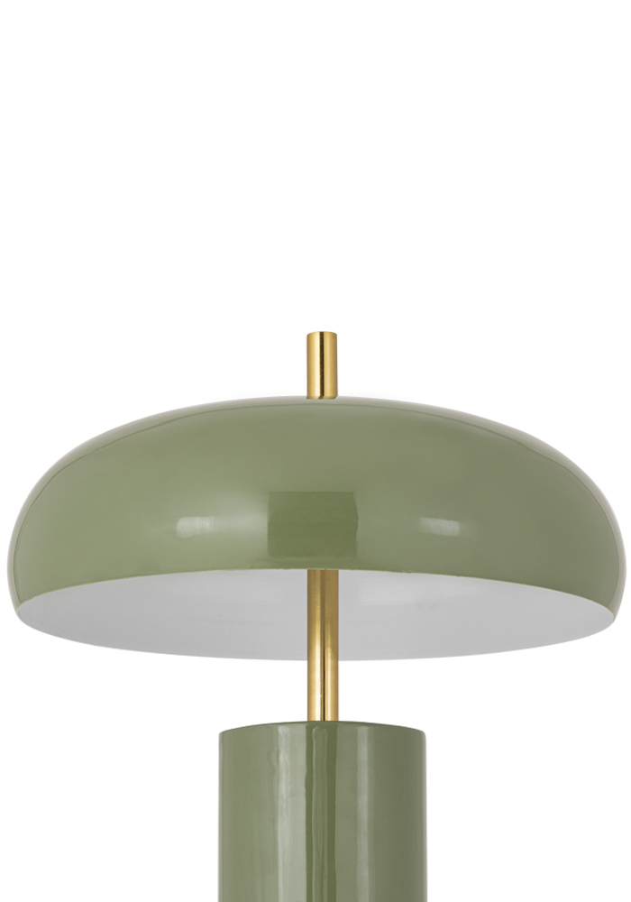 Lex 40cm Grønn bordlampe Fra Alde & Lind - Lex er en moderne bordlampe i metall med en matt grønn farge og en høyglanset, emaljelignende finish.