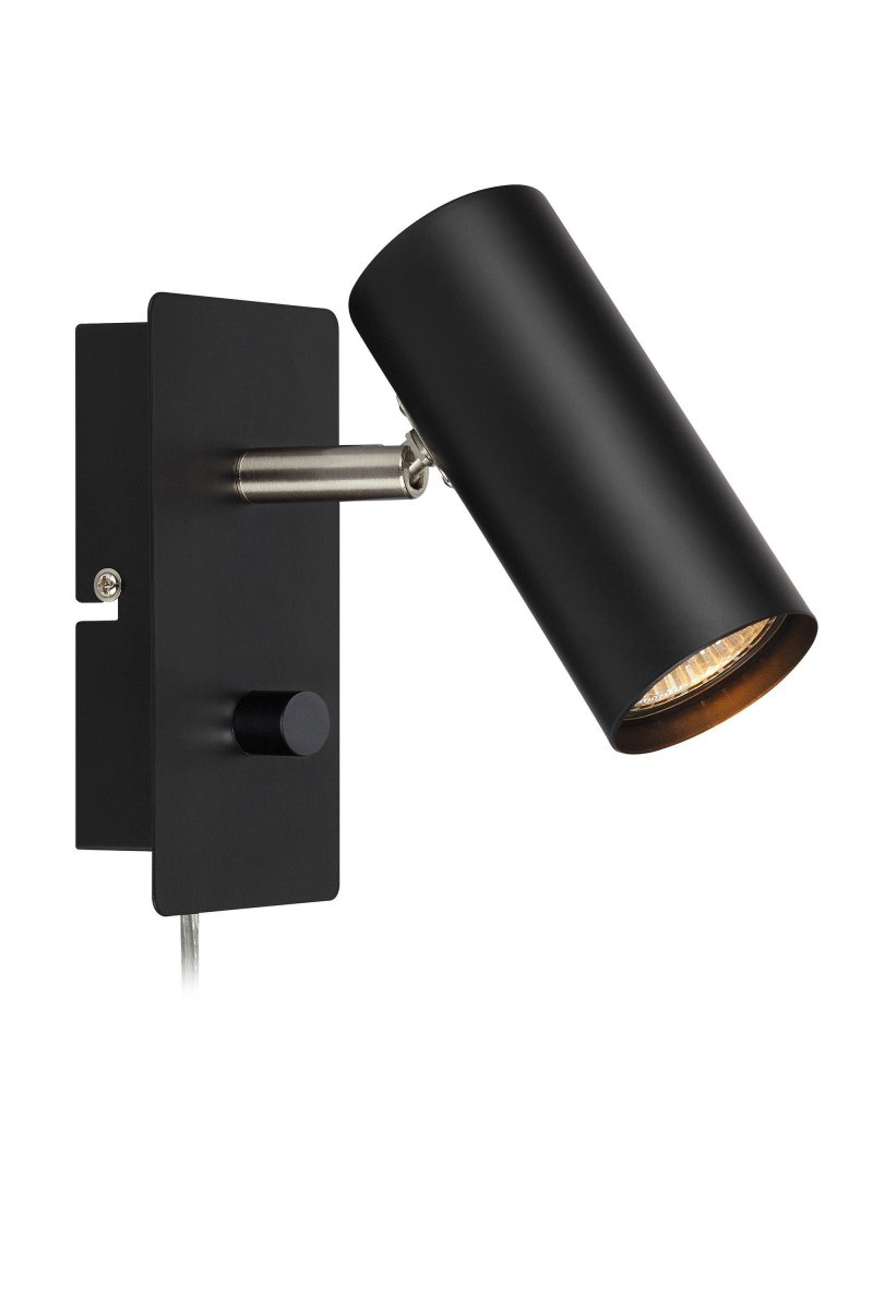 Barcelona Svart leselampe Fra Markslöjd - Lampen er tilgjengelig i fargene stål, sort og hvit.