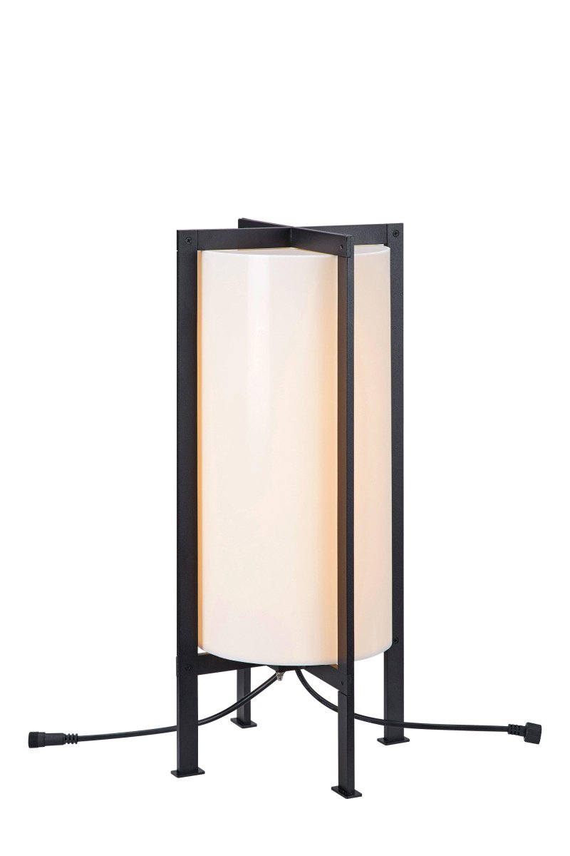 Frame Gulvlampe Hvit Garden 24 Fra Markslöjd - Gi hagen din stemningsfull og flatterende belysning med denne sylindriske utend&oslash;rslampen, som er en del av det popul&aelig;re Garden 24-systemet.