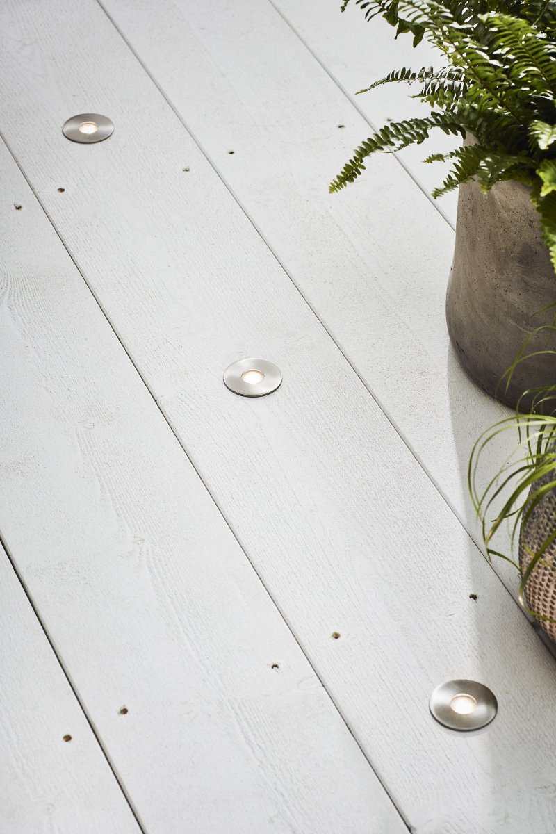 Terrasse-Spotlight 0,8W 3-Pakning Stål Garden 24 Fra Markslöjd - Garden 24 er IP44-klassifisert og tilpasset hage- og utend&oslash;rsbelysning som du enkelt kan installere.