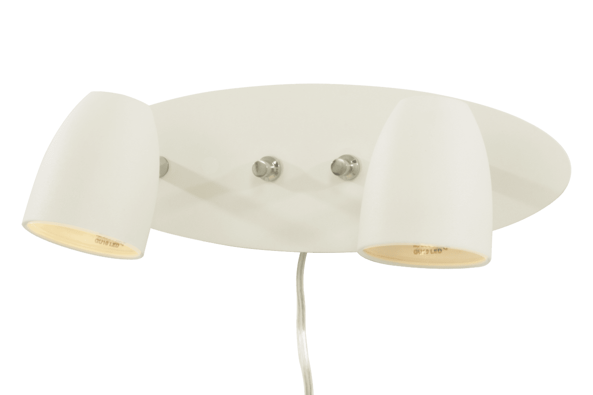 Sandnes Hvit leselampe Fra Aneta Lighting - Lampen er slått på; og av med en separat dimmer p&aring; lampen.