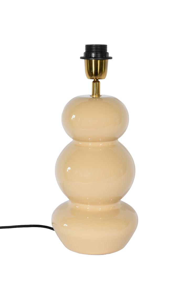 Becca 36cm Beige lampefot Fra Alde & Lind - Becca er en dekorativ lampefot i metall med en myk beige farge og en blank, emaljelignende finish.