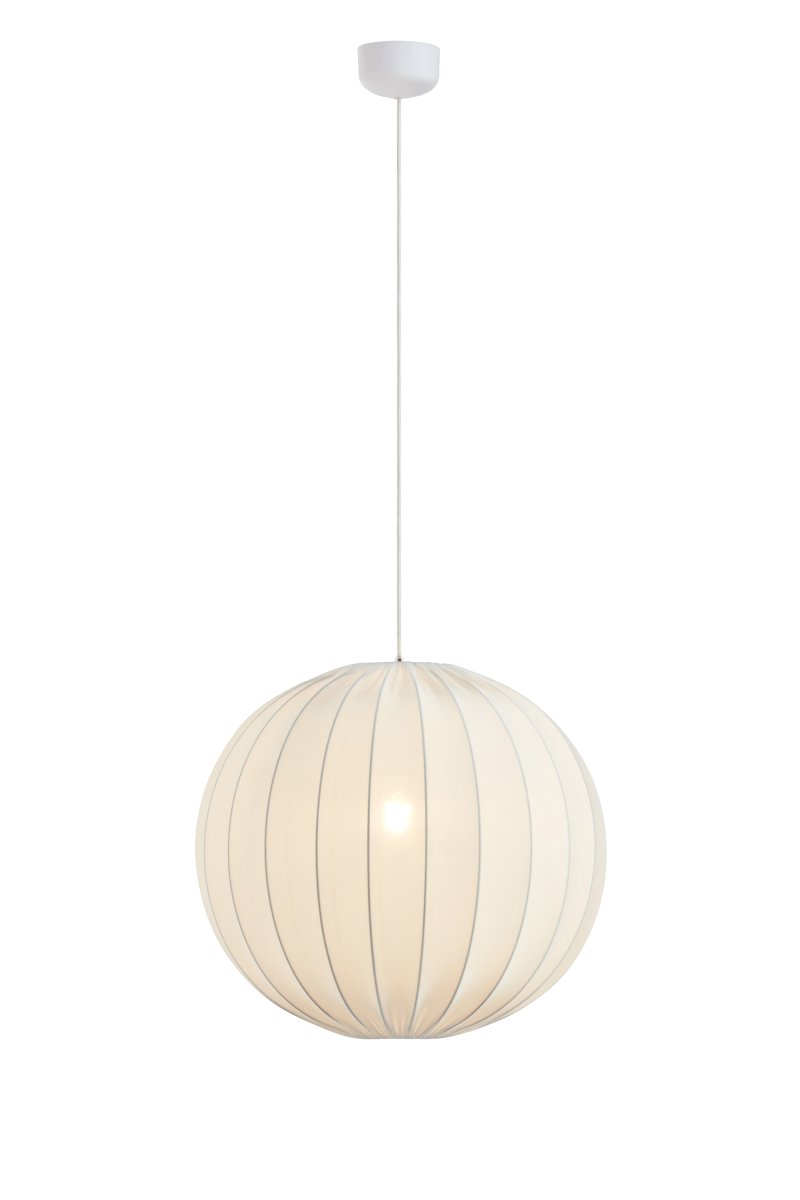 Solia Ø60 Hvit Taklampe Fra Markslöjd - Solia er en elegant pendellampe med en myk, rund form og et stilig skandinavisk uttrykk.