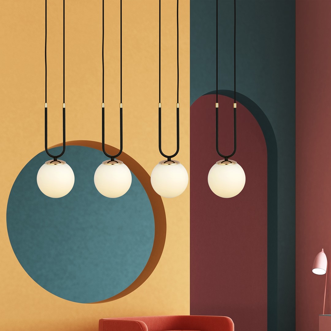 Glam 92cm Svart Taklampe Fra Emibig Lighting - De tilf&oslash;rer en eksklusiv og atmosf&aelig;risk atmosf&aelig;re til rommet og utstr&aring;ler b&aring;de eleganse og raffinement.