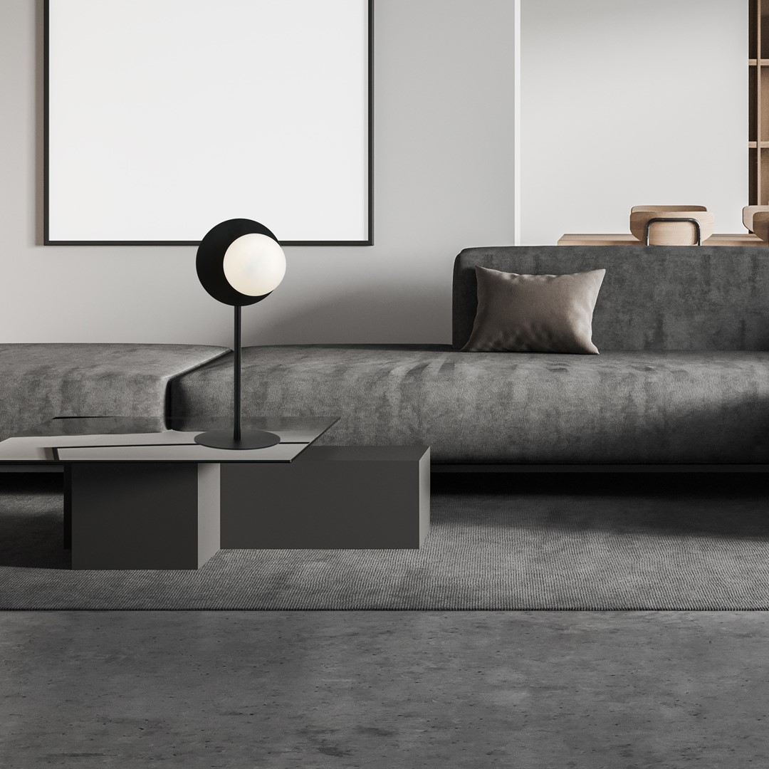 Oslo 50cm bordlampe Fra Emibig Lighting - Den runde formen skaper en fin kontrast mot den rette foten og gjør lampen til en dekorativ detalj i rommet.