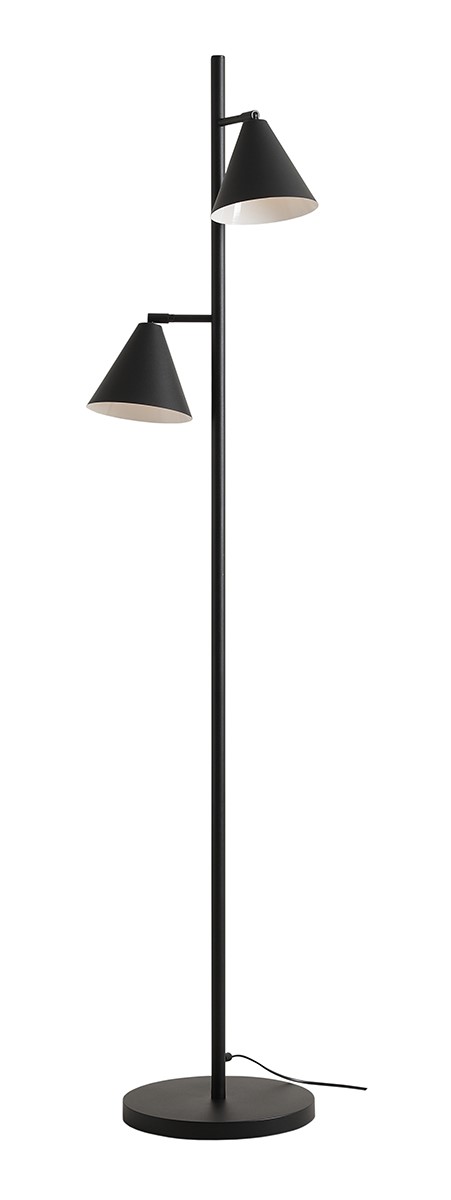 Form 2 Svart gulvlampe Fra Artera - Denne minimalistiske vegglampen med sine elegante kjegleformede skjermer i sort metall er det perfekte valget for deg som ønsker et stilig og moderne uttrykk i hjemmet ditt.