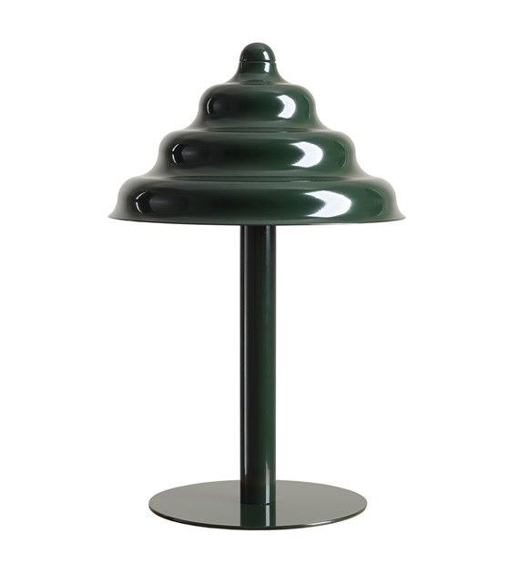 Wave 36cm Mørk grønn bordlampe Fra Artera - Wave er en moderne bordlampe med retrodesign, som gjør den allsidig belysning og passer inn i ethvert hjem.