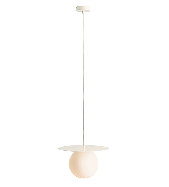 Loop Ø34 Kremet hvit Taklampe Fra Artera - Den runde kuppelen i opalt glass har en diameter på 20cm og skaper en fin spredning av lys i rommet.